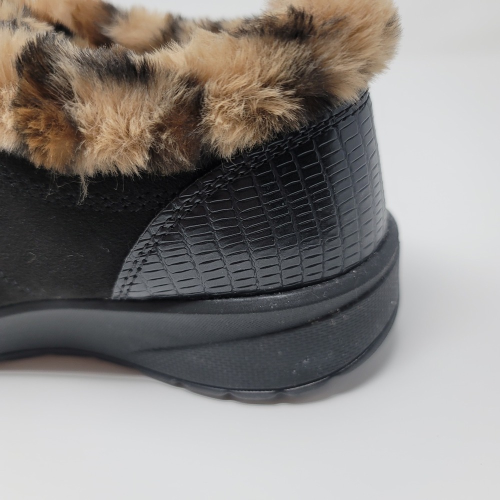 Bzees Golly Black Leopard Faux Fur SlipOn Ankle Boot Bootie 8W Machine Washable - Picture 7 of 12